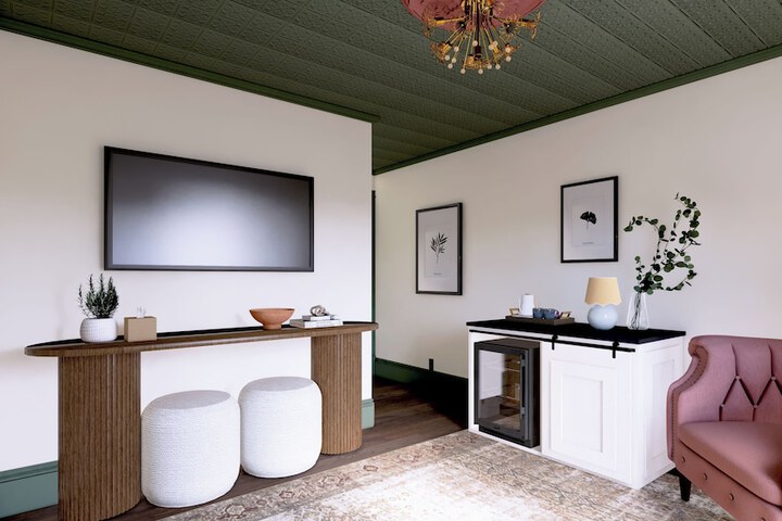 Room 28 of 50