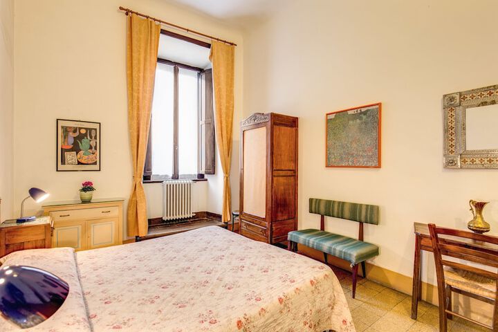 Room 5 of 39