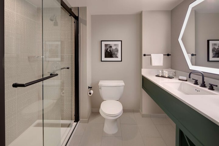 Bathroom shower