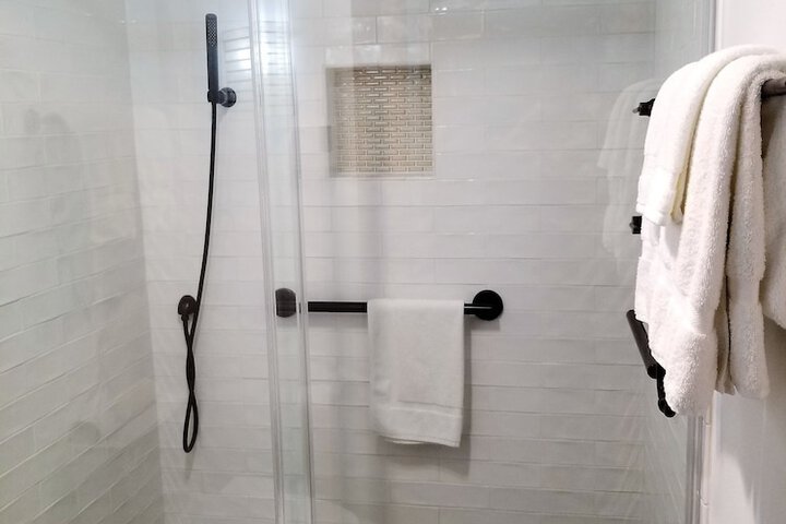 Room 40 of 231
