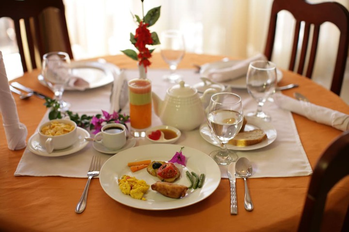 Breakfast/Coffee Service 32 of 54