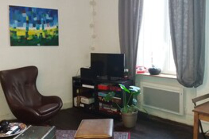 Room 10 of 27