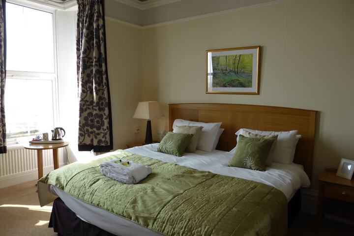 Room 7 of 39
