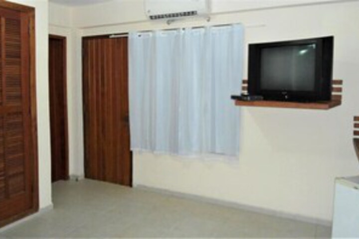 Room 35 of 38