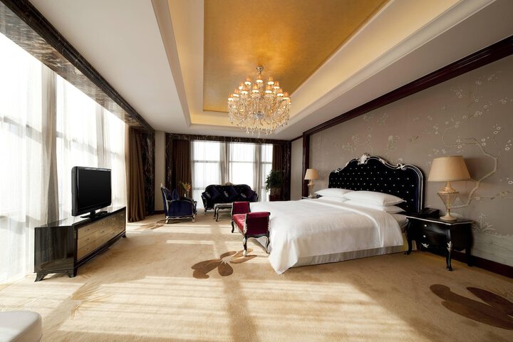 Room 18 of 56