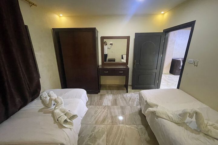 Room 15 of 41