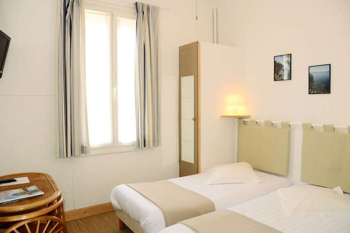 Room 7 of 43
