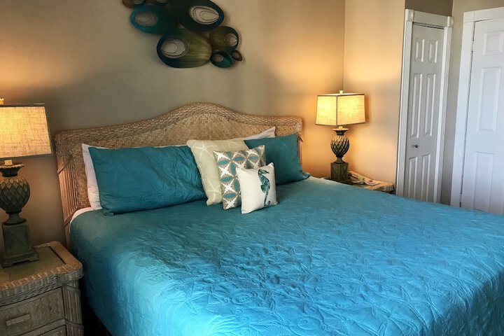 Room 18 of 123