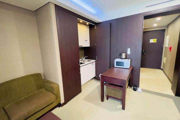 Room 65 of 86
