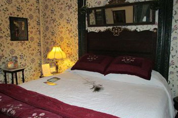 Room 15 of 22