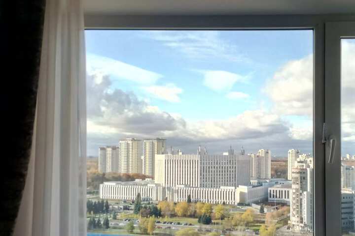 Room 52 of 120