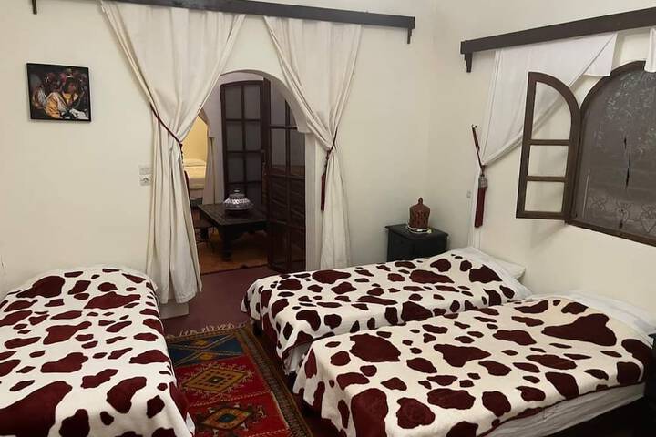 Room 3 of 23
