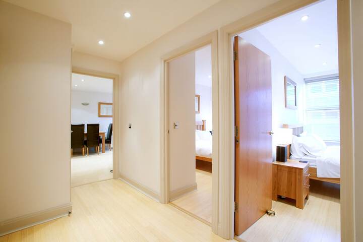 Room 4 of 21