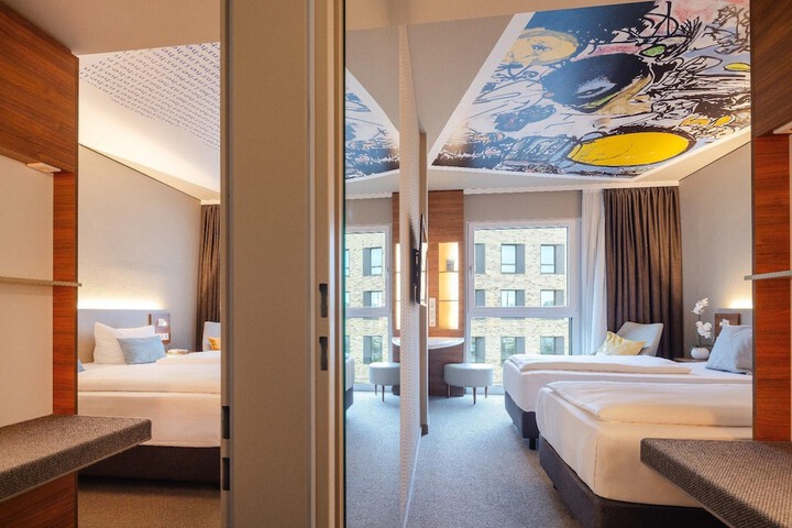 Room 27 of 59