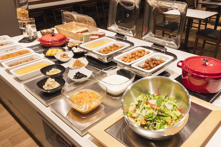Dining 64 of 75