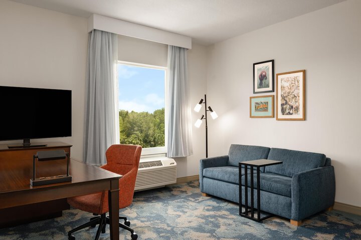 Room 37 of 81