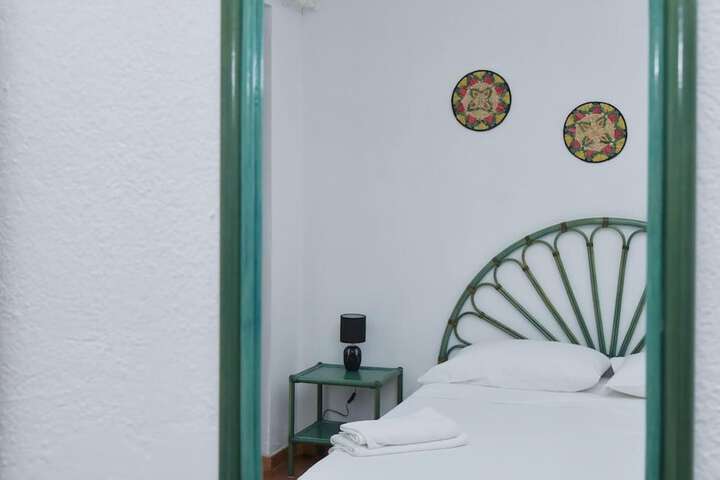 Room 6 of 36