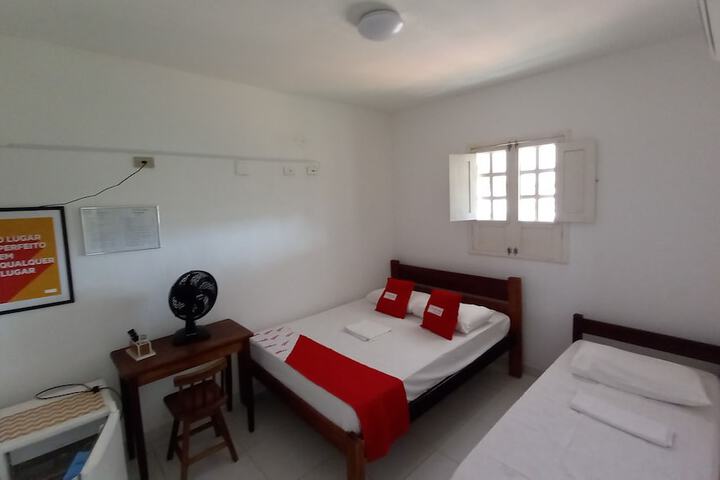 Room 4 of 9