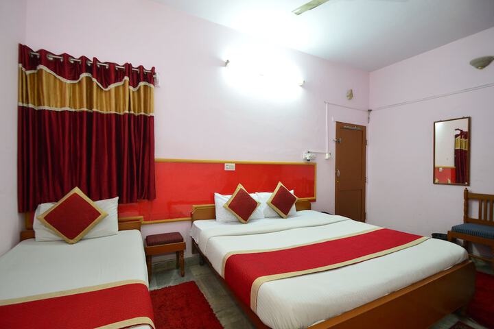 Room 22 of 33