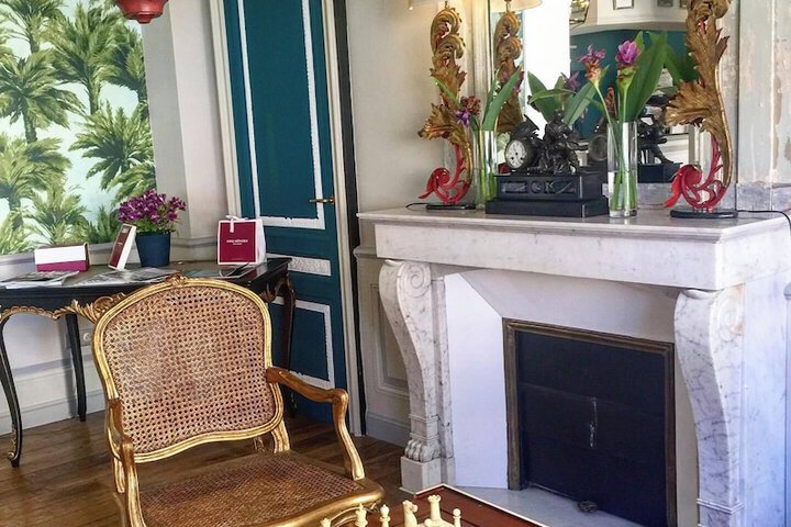 Lobby Entry