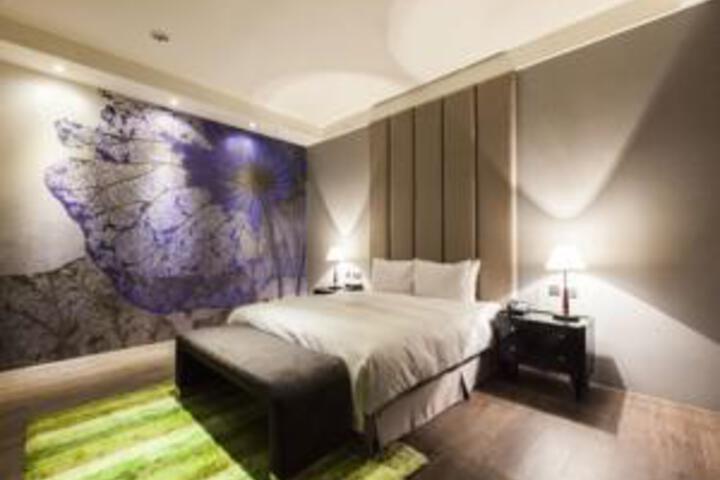 Mirage Hotel