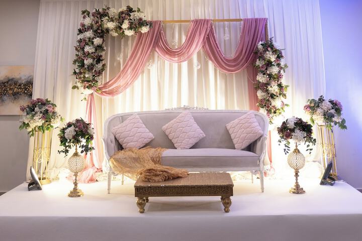 Ballroom/Hall 56 of 69