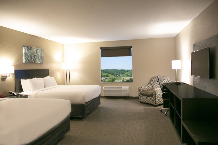 Room 11 of 35