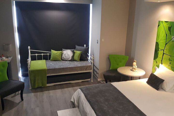Room 11 of 62