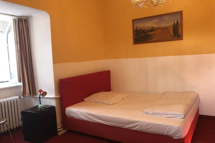 Room 26 of 41