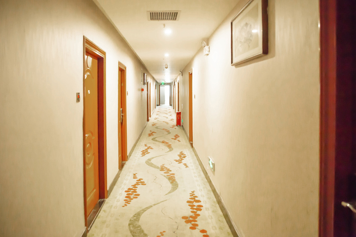 Hotel Interior 21 of 39