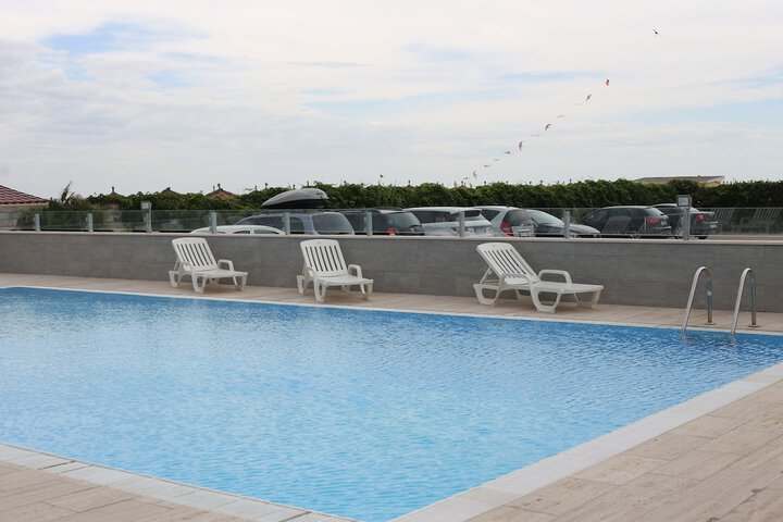Pool Hotel