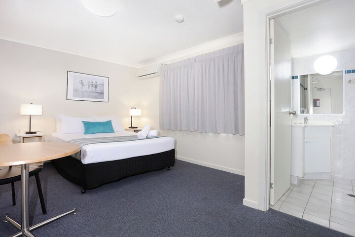 Room 13 of 79