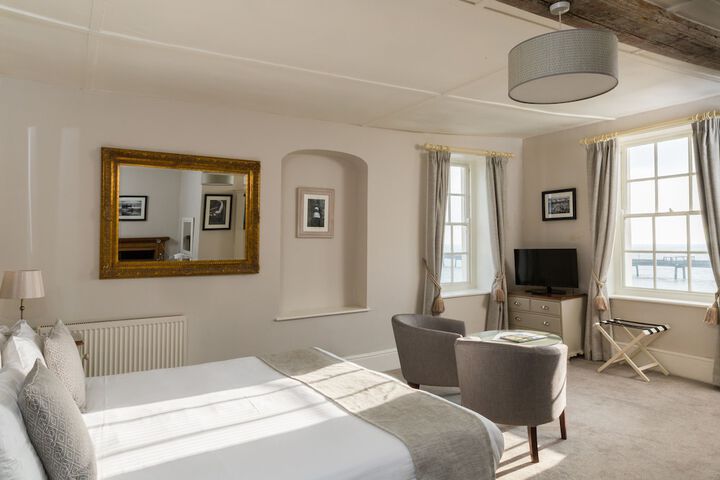 Room 16 of 63