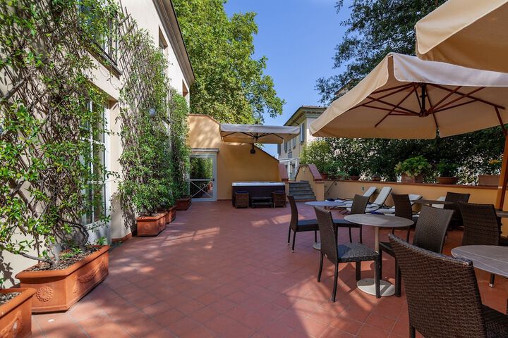 Terrace/Patio 72 of 81