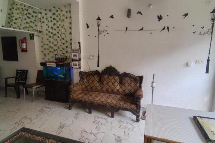hotel khubsaras palace by chhabras