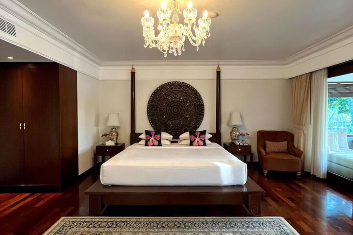 Room 22 of 90
