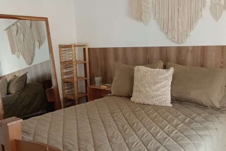 Room 16 of 38