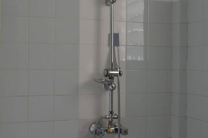 Clean Restrooms