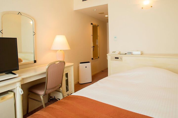 Room 25 of 70