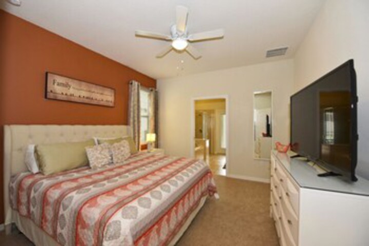 Room 36 of 46