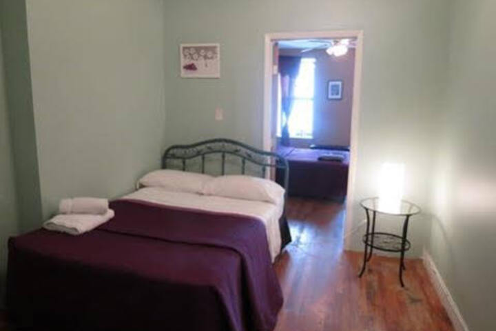 Room 2 of 4