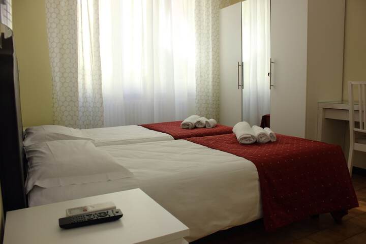 Room 13 of 47
