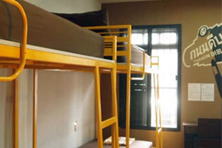 Room 10 of 31
