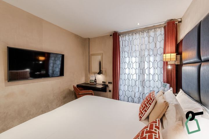 Room 21 of 71