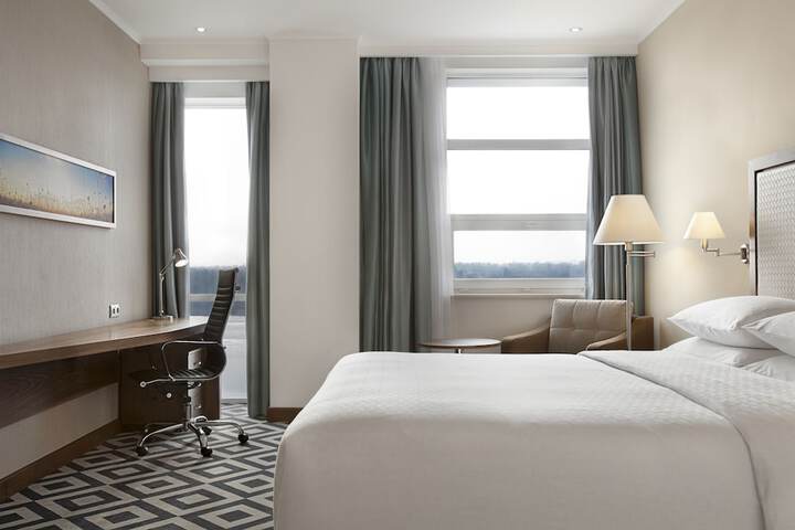 Room 5 of 52