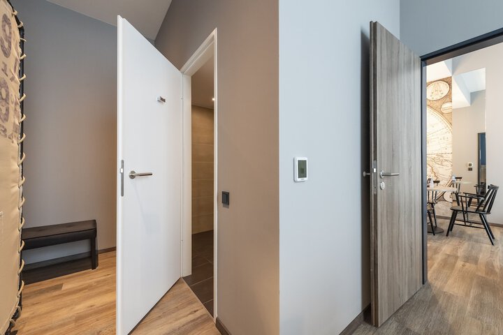 Room 12 of 39