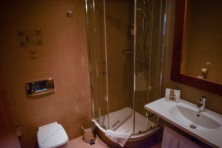 Room 35 of 92
