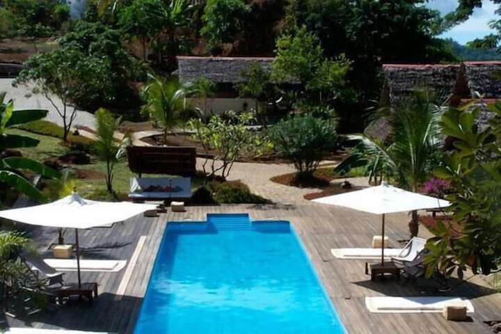Pool 44 of 66