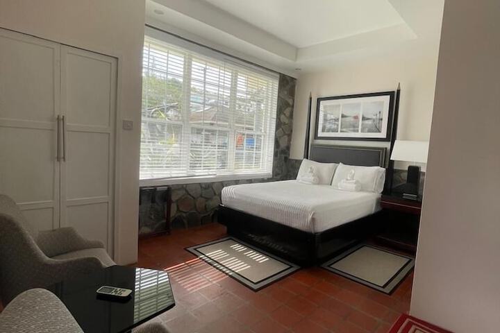 Room 14 of 86