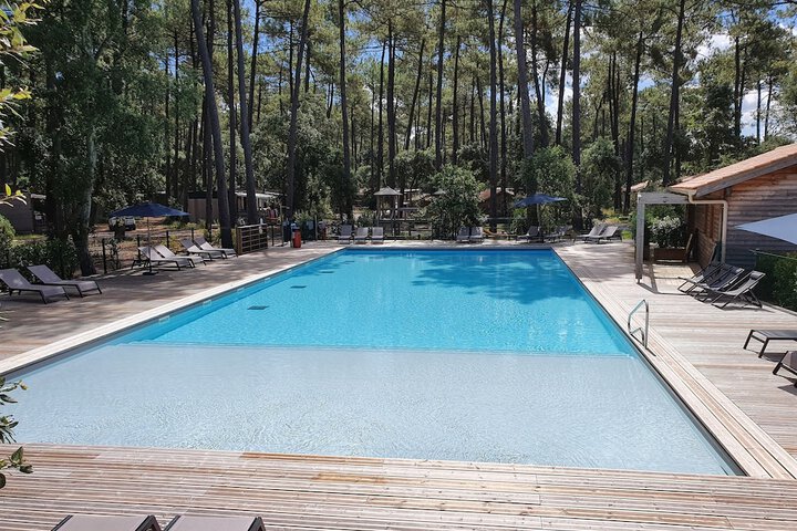 Pool 52 of 79